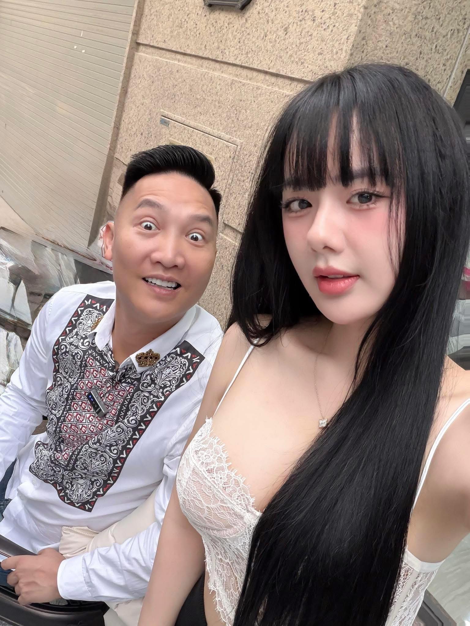 樱花下的爱情故事